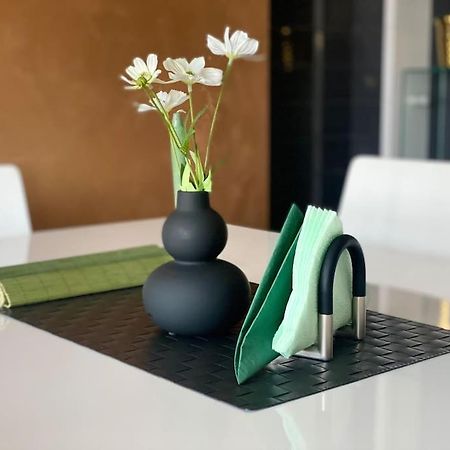 Lovely 1-Bedroom Apartament With Free Parking โซเฟีย ภายนอก รูปภาพ