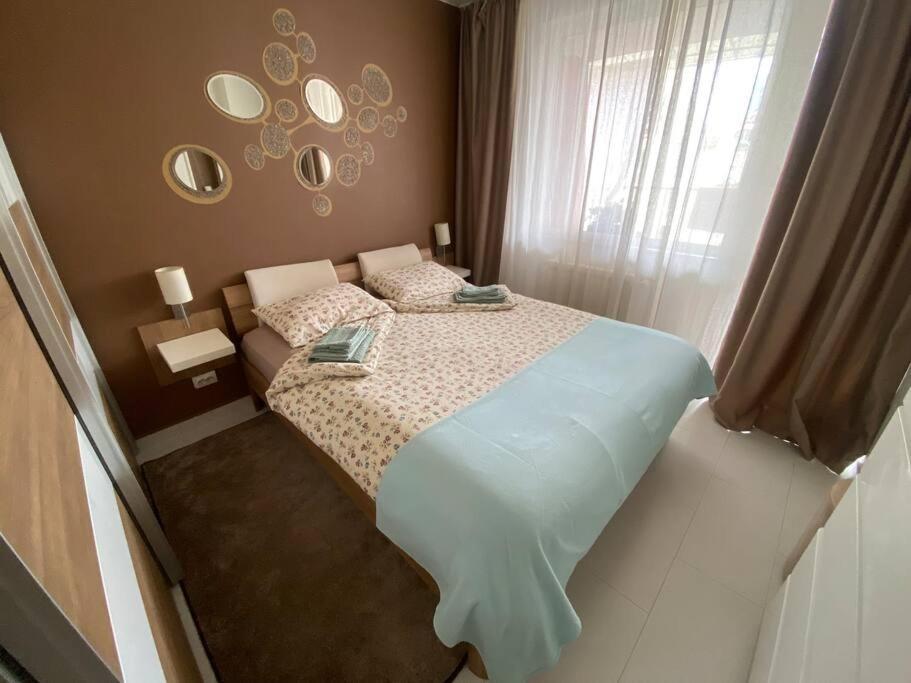 Lovely 1-Bedroom Apartament With Free Parking โซเฟีย ภายนอก รูปภาพ